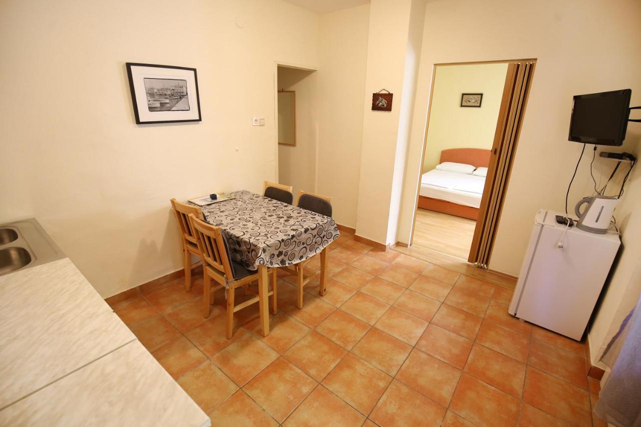 Apartmani Buca Biograd Na Moru Exteriér fotografie