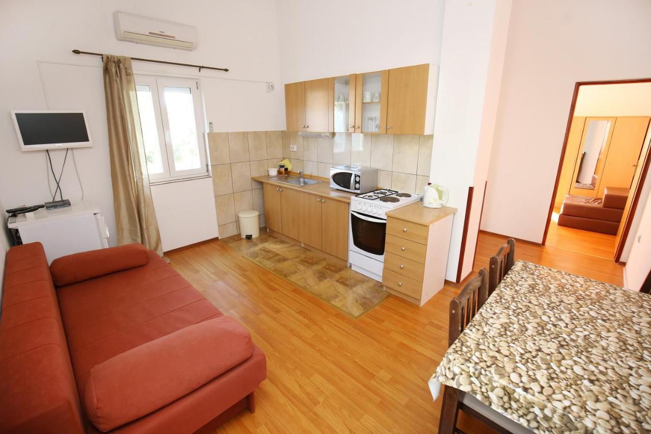 Apartmani Buca Biograd Na Moru Exteriér fotografie